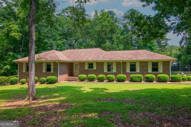 240 Plumfield Drive, Pine Mountain, GA 31822