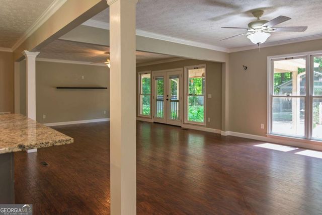240 Plumfield Drive, Pine Mountain, GA 31822