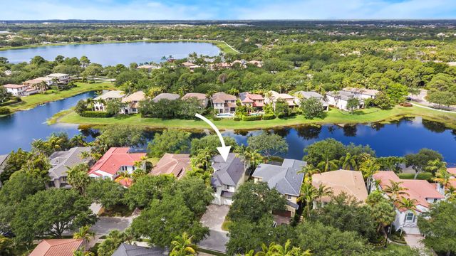 834 Madison Court, Palm Beach Gardens, FL 33410