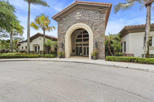 834 Madison Court, Palm Beach Gardens, FL 33410
