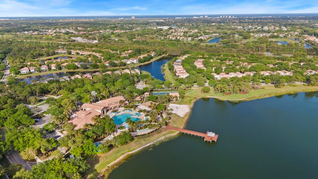 834 Madison Court, Palm Beach Gardens, FL 33410
