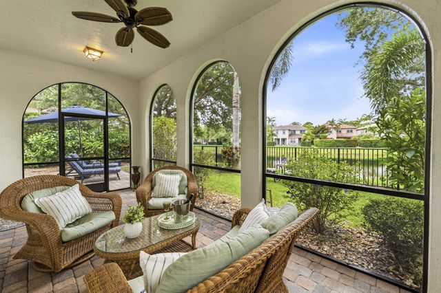 834 Madison Court, Palm Beach Gardens, FL 33410