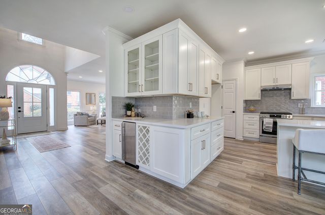 30 Westfair Court, Atlanta, GA 30328