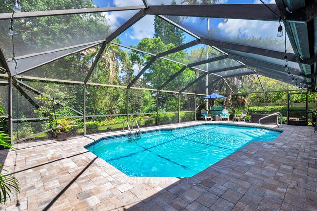 13739 Ishnala Circle, Wellington, FL 33414