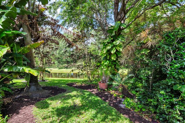 13739 Ishnala Circle, Wellington, FL 33414