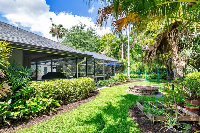 13739 Ishnala Circle, Wellington, FL 33414