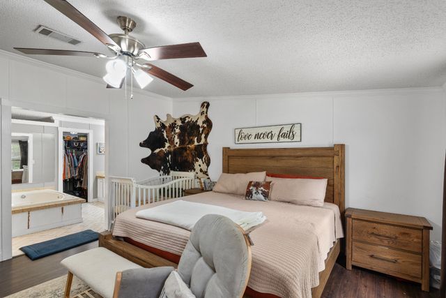 318 Lucas Ridge Ln, Waverly, TN 37185