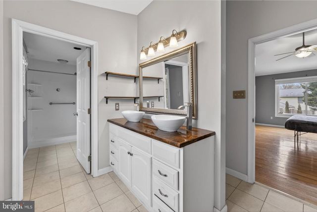 235 CHEYENNE DR, Bear, DE 19701