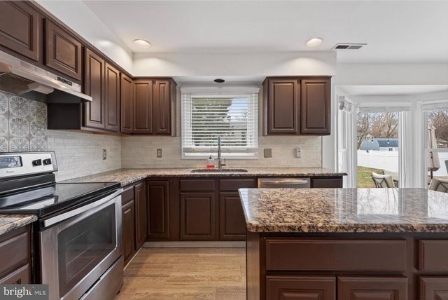 235 CHEYENNE DR, Bear, DE 19701