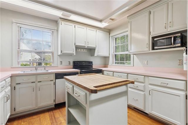 85 Hopkins ST, Newport News, VA 23601