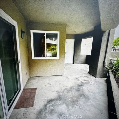 420 Lake 101, Huntington Beach, CA 92648