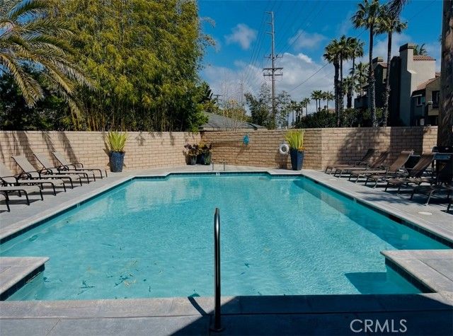 420 Lake 101, Huntington Beach, CA 92648