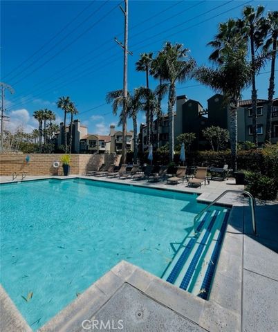 420 Lake 101, Huntington Beach, CA 92648