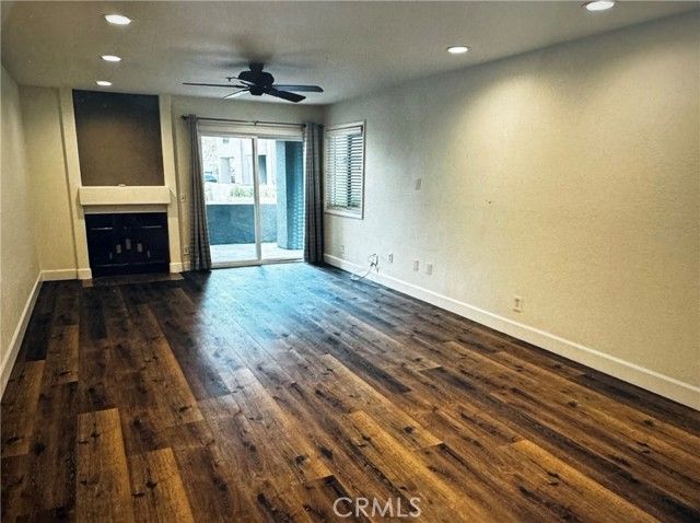 420 Lake 101, Huntington Beach, CA 92648