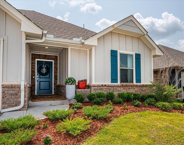 8316 NW 163rd Terrace, Edmond, OK 73013