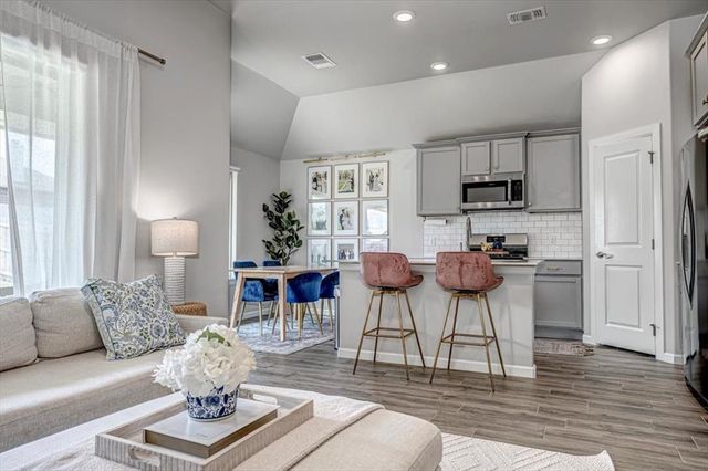 8316 NW 163rd Terrace, Edmond, OK 73013