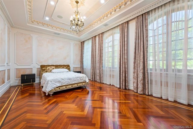 18710 Aberdeen Road, Jamaica Estates, NY 11432