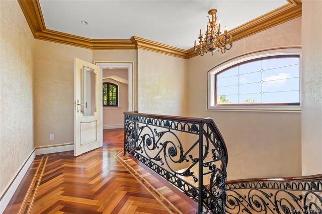 18710 Aberdeen Road, Jamaica Estates, NY 11432