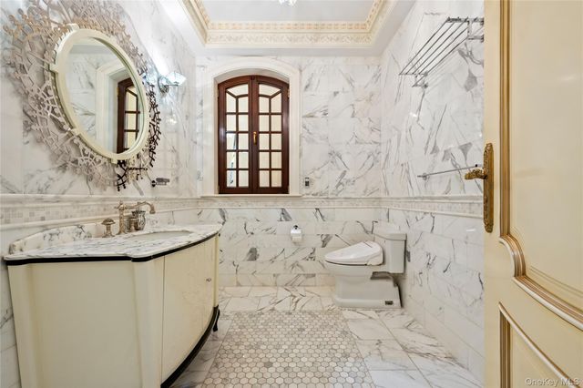 18710 Aberdeen Road, Jamaica Estates, NY 11432