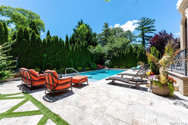 18710 Aberdeen Road, Jamaica Estates, NY 11432