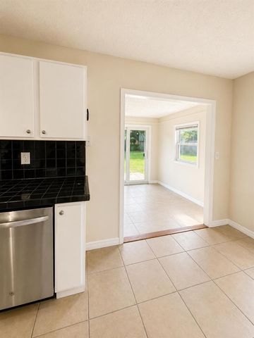 3666 SW Rivera Street, Port Saint Lucie, FL 34953