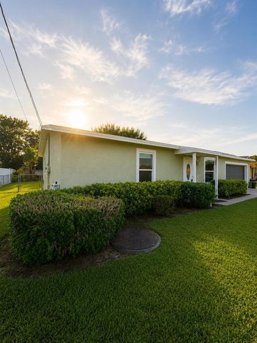 3666 SW Rivera Street, Port Saint Lucie, FL 34953