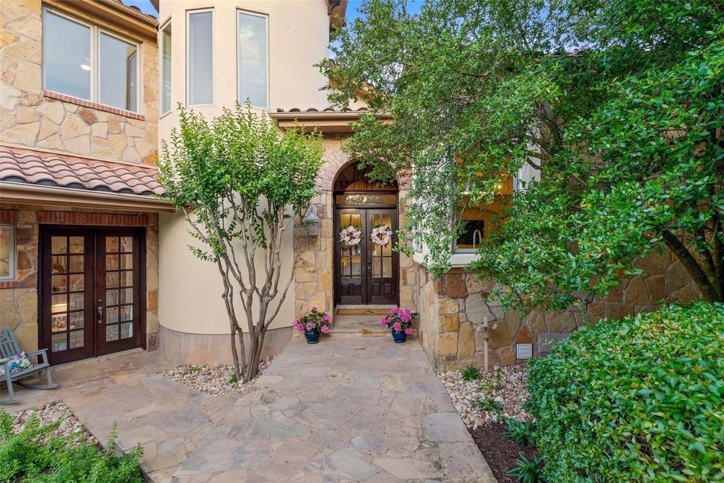4801 PECAN CHASE, Austin, TX 78738