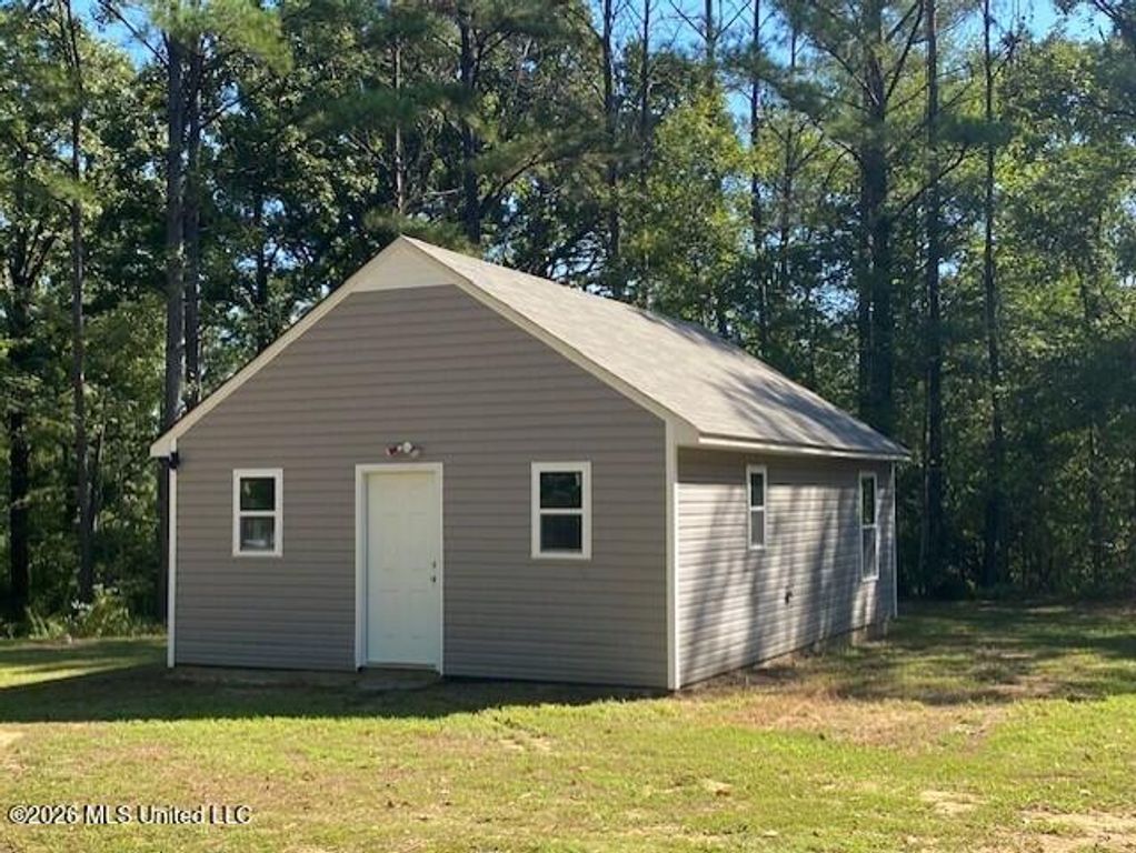 234 Senatobia Drive, Senatobia, MS 38668 — exterior