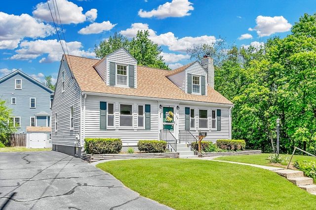 28 Valentine Rd, Framingham, MA 01702