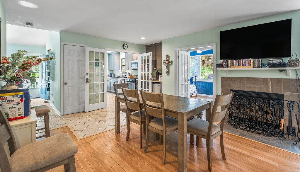 Image 10 of property listing at 841 Marsh Dunes Road, Fripp Island, SC 29920