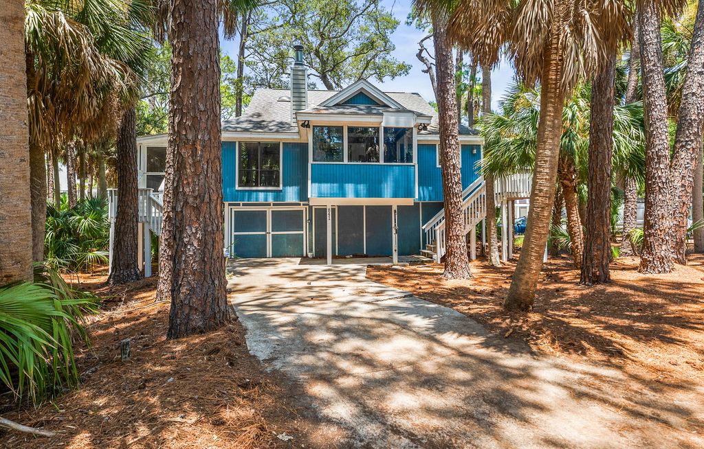 Image 2 of property listing at 841 Marsh Dunes Road, Fripp Island, SC 29920