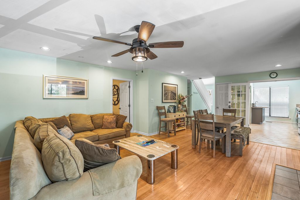 Image 8 of property listing at 841 Marsh Dunes Road, Fripp Island, SC 29920