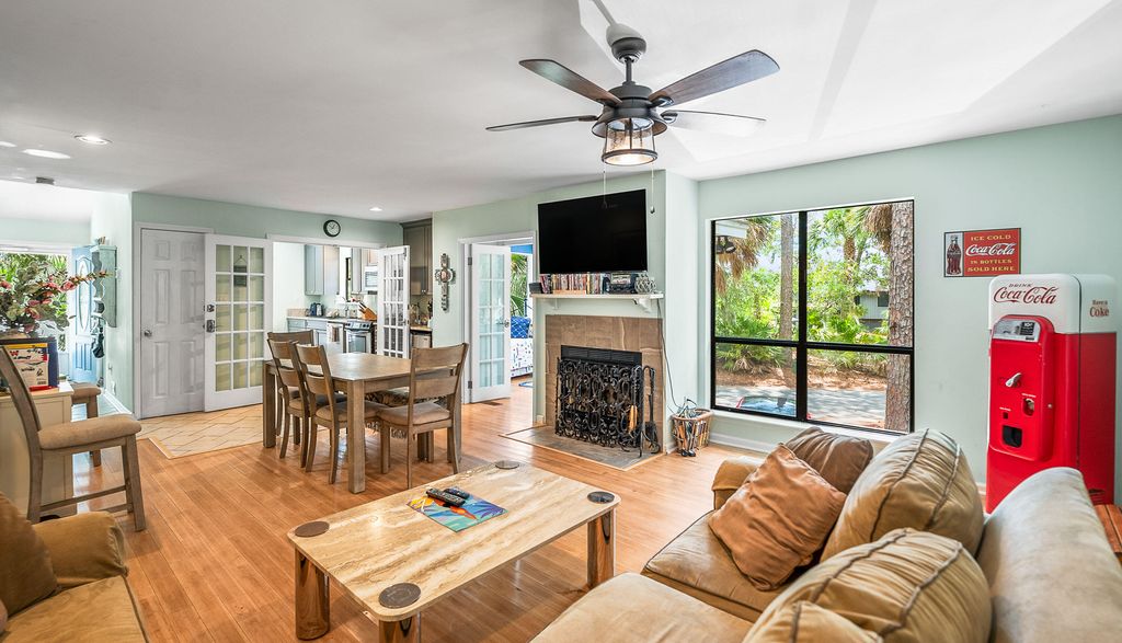 Image 9 of property listing at 841 Marsh Dunes Road, Fripp Island, SC 29920