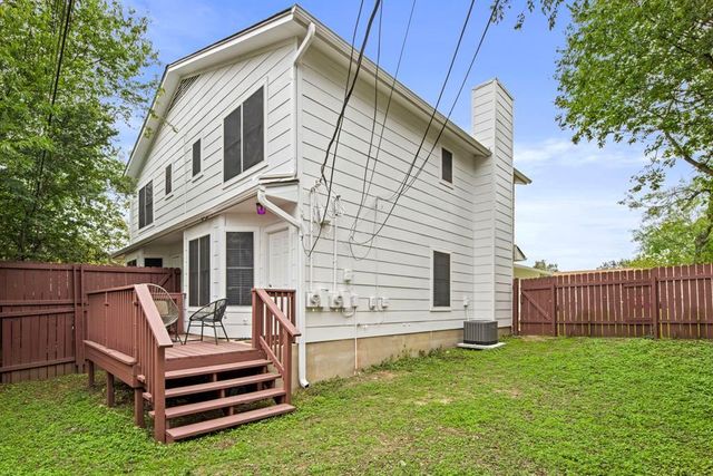 2102 Kenneth Ave A, Austin, TX 78741