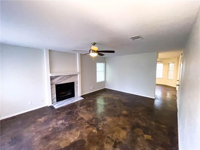 2102 Kenneth Ave A, Austin, TX 78741