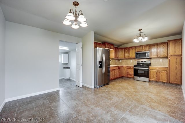 10654 N Hwy 59, Cedarville, AR 72932