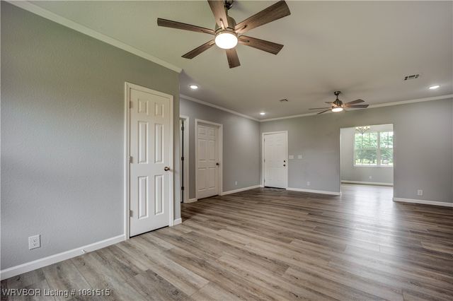 10654 N Hwy 59, Cedarville, AR 72932