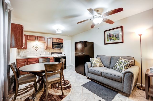 10654 N Hwy 59, Cedarville, AR 72932