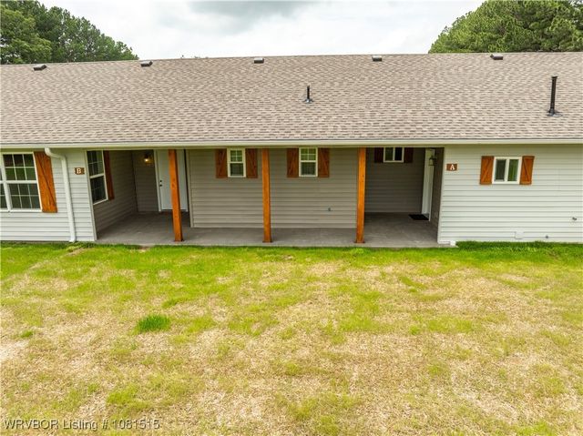 10654 N Hwy 59, Cedarville, AR 72932