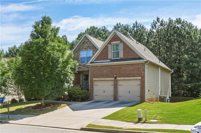 944 Brookmere Court, Atlanta, GA 30349