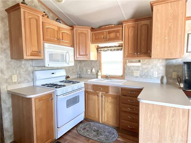 7511 Putter Drive, Mission, TX 78572