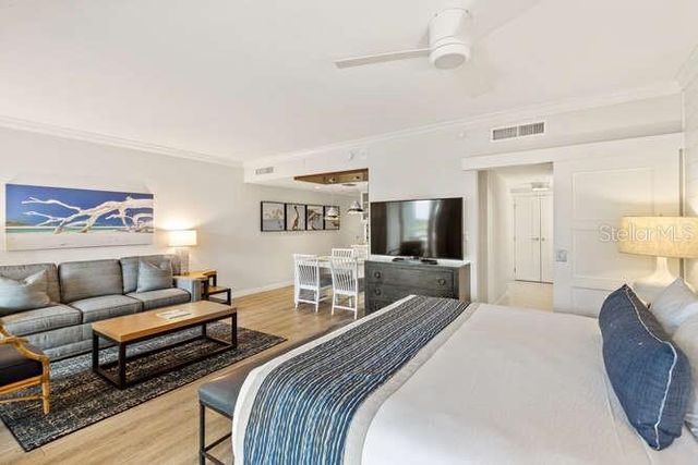 250 SANDS POINT ROAD 5203, Longboat Key, FL 34228