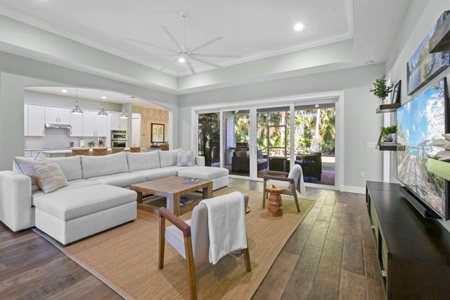 2532 SE Jason Place, Port St Lucie, FL 34952