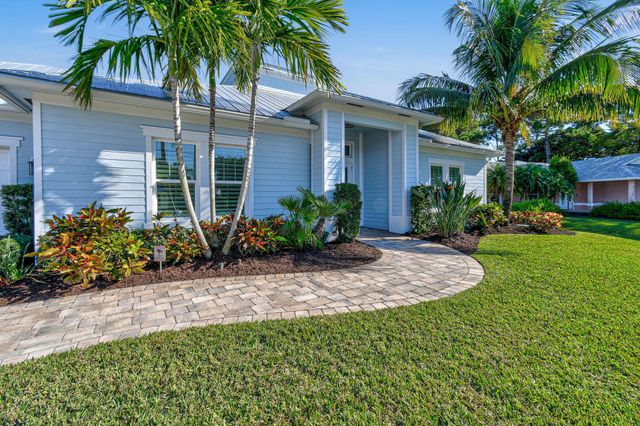 2532 SE Jason Place, Port St Lucie, FL 34952