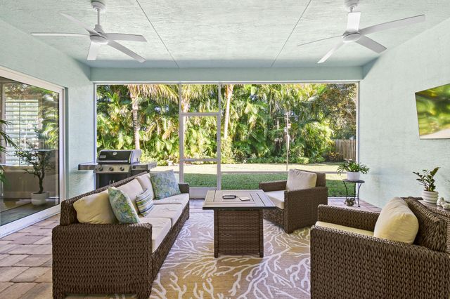 2532 SE Jason Place, Port St Lucie, FL 34952