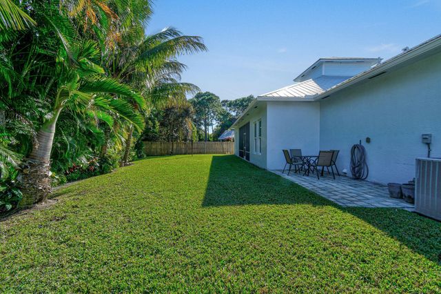 2532 SE Jason Place, Port St Lucie, FL 34952