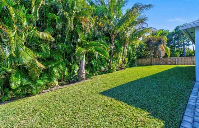 2532 SE Jason Place, Port St Lucie, FL 34952