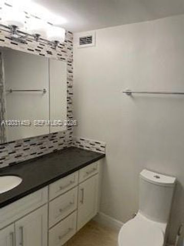 700 Biltmore Way 219, Coral Gables, FL 33134