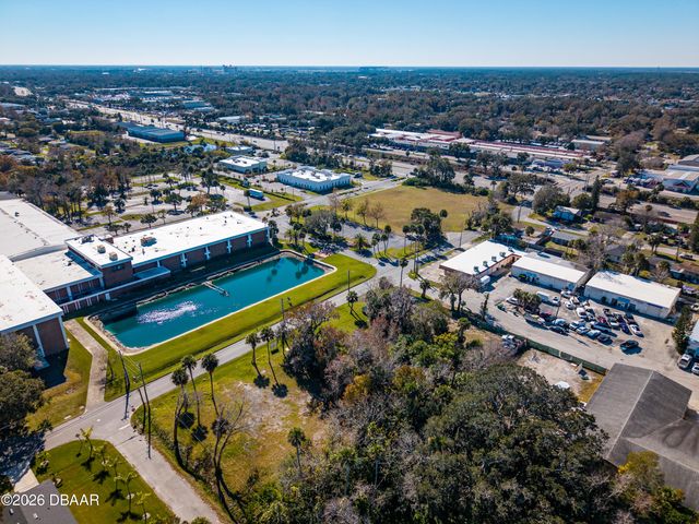 818 6th Street, Holly Hill, FL 32117