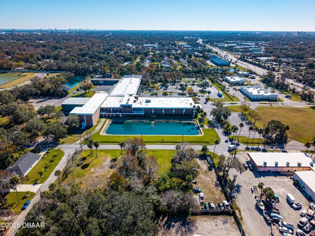 818 6th Street, Holly Hill, FL 32117